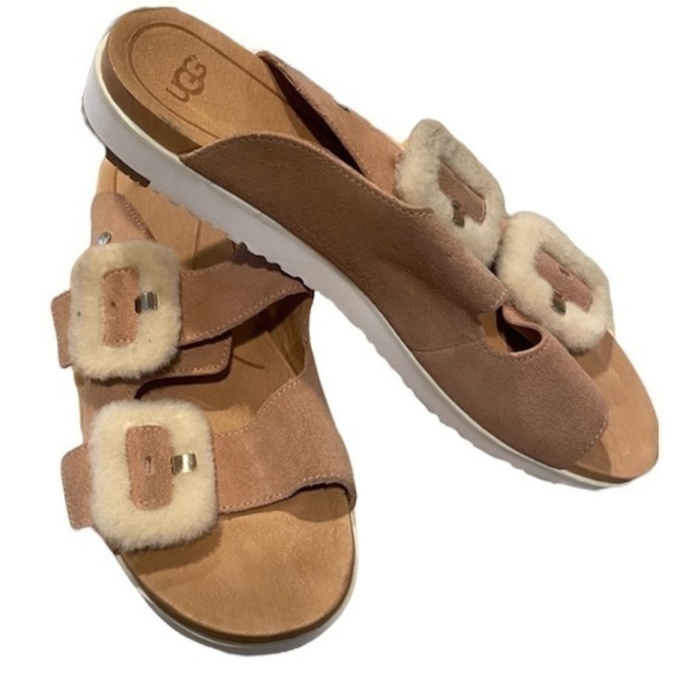 UGG Women's Fluff Indio Flat Sandal - Picture 2 of 10